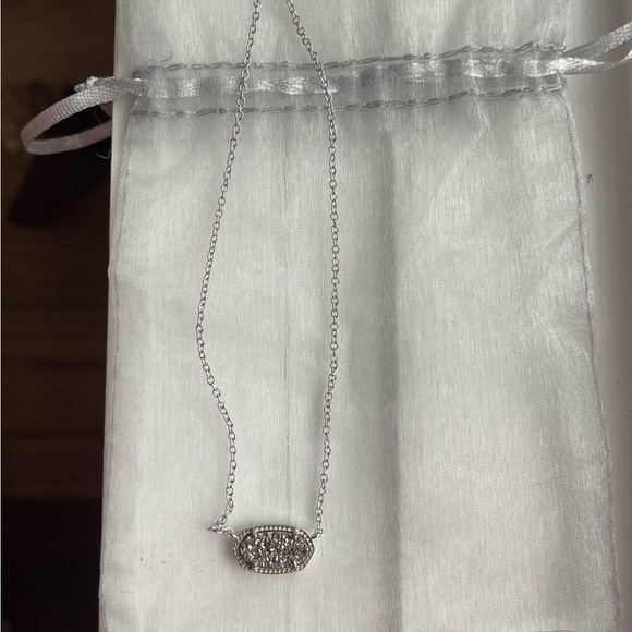 Kendra Scott Elisa Pendant Necklace in Silver Platinum Drusy - Picture 3 of 3